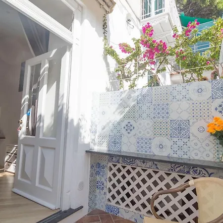 Il Veliero Charming B&B 아나카프리
