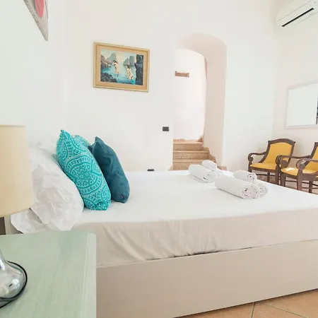 B&B Il Veliero Charming 아나카프리